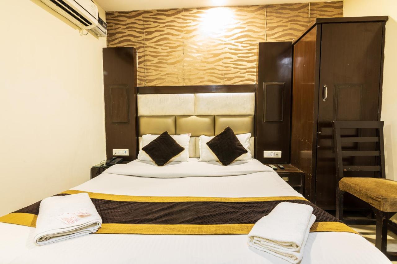 Hotel Grand Shyam- In Front Of New Delhi Railway Station-Couple Friendly Нью-Делі Екстер'єр фото