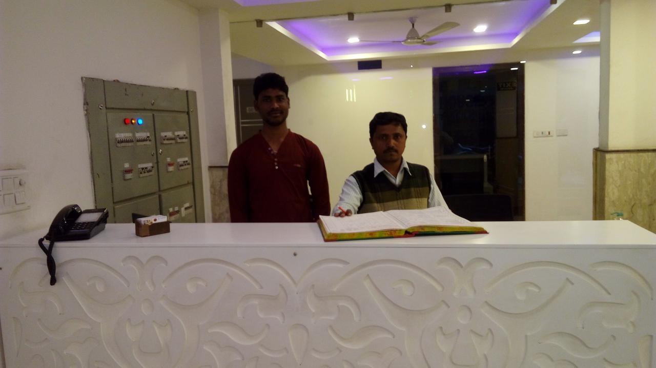 Hotel Grand Shyam- In Front Of New Delhi Railway Station-Couple Friendly Нью-Делі Екстер'єр фото